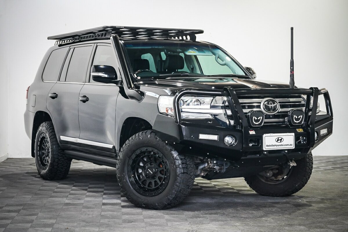 Toyota Landcruiser image 1