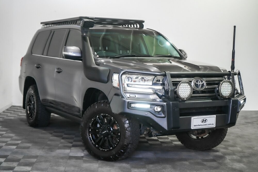 Toyota Landcruiser image 1
