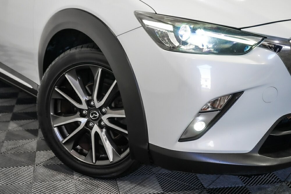 Mazda Cx-3 image 2