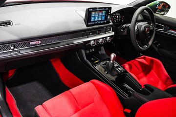 https://vehicle-cdn.autoleague.cloud/17009_11019326_22.jpg