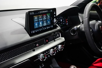 https://vehicle-cdn.autoleague.cloud/17009_11019326_23.jpg