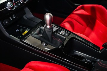 https://vehicle-cdn.autoleague.cloud/17009_11019326_24.jpg