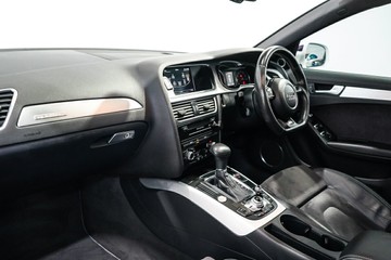 https://vehicle-cdn.autoleague.cloud/17009_11019346_22.jpg