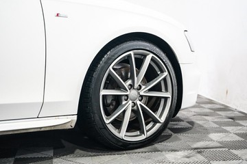 https://vehicle-cdn.autoleague.cloud/17009_11019346_5.jpg