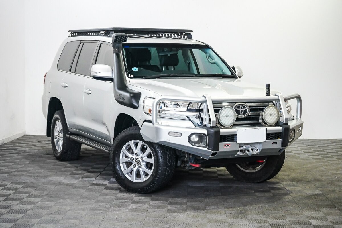 Toyota Landcruiser image 1