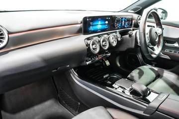 https://vehicle-cdn.autoleague.cloud/17009_11019409_11.jpg