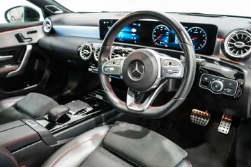 https://vehicle-cdn.autoleague.cloud/17009_11019409_12.jpg