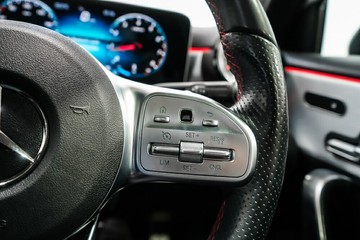 https://vehicle-cdn.autoleague.cloud/17009_11019409_15.jpg