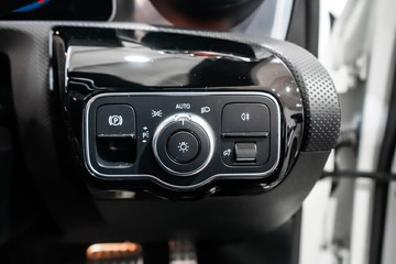 https://vehicle-cdn.autoleague.cloud/17009_11019409_20.jpg