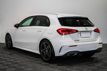 https://vehicle-cdn.autoleague.cloud/17009_11019409_5.jpg