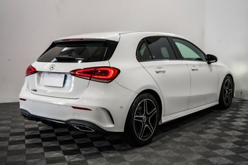 https://vehicle-cdn.autoleague.cloud/17009_11019409_7.jpg
