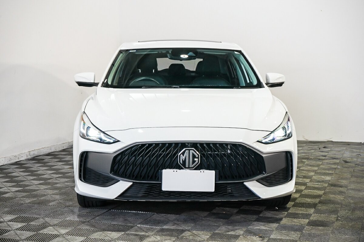 MG Mg5 image 3