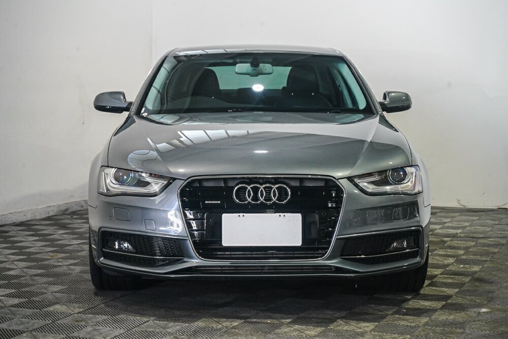 Audi A4 image 2