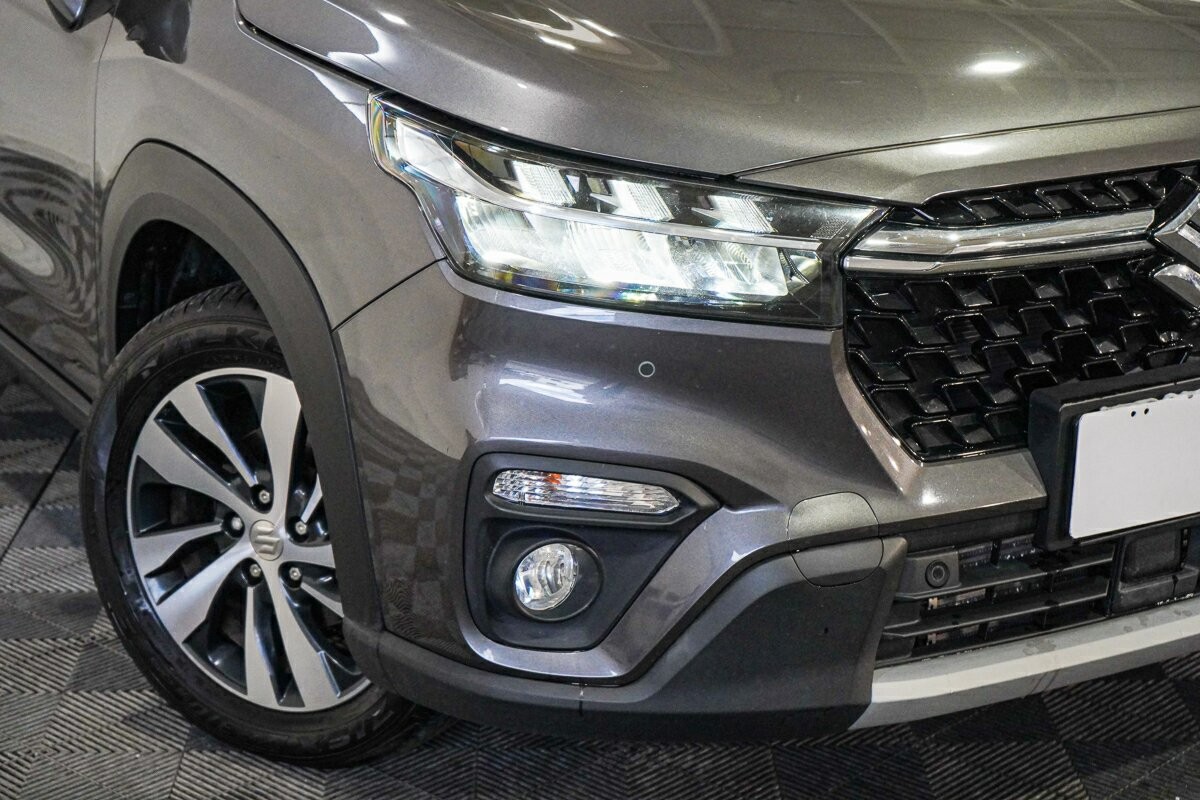 Suzuki S-cross image 2