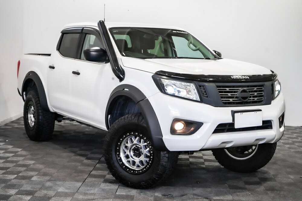 Nissan Navara image 1