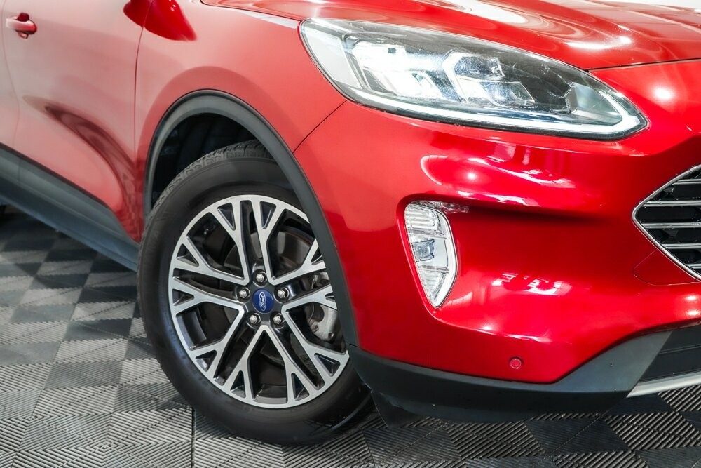 Ford Escape image 2