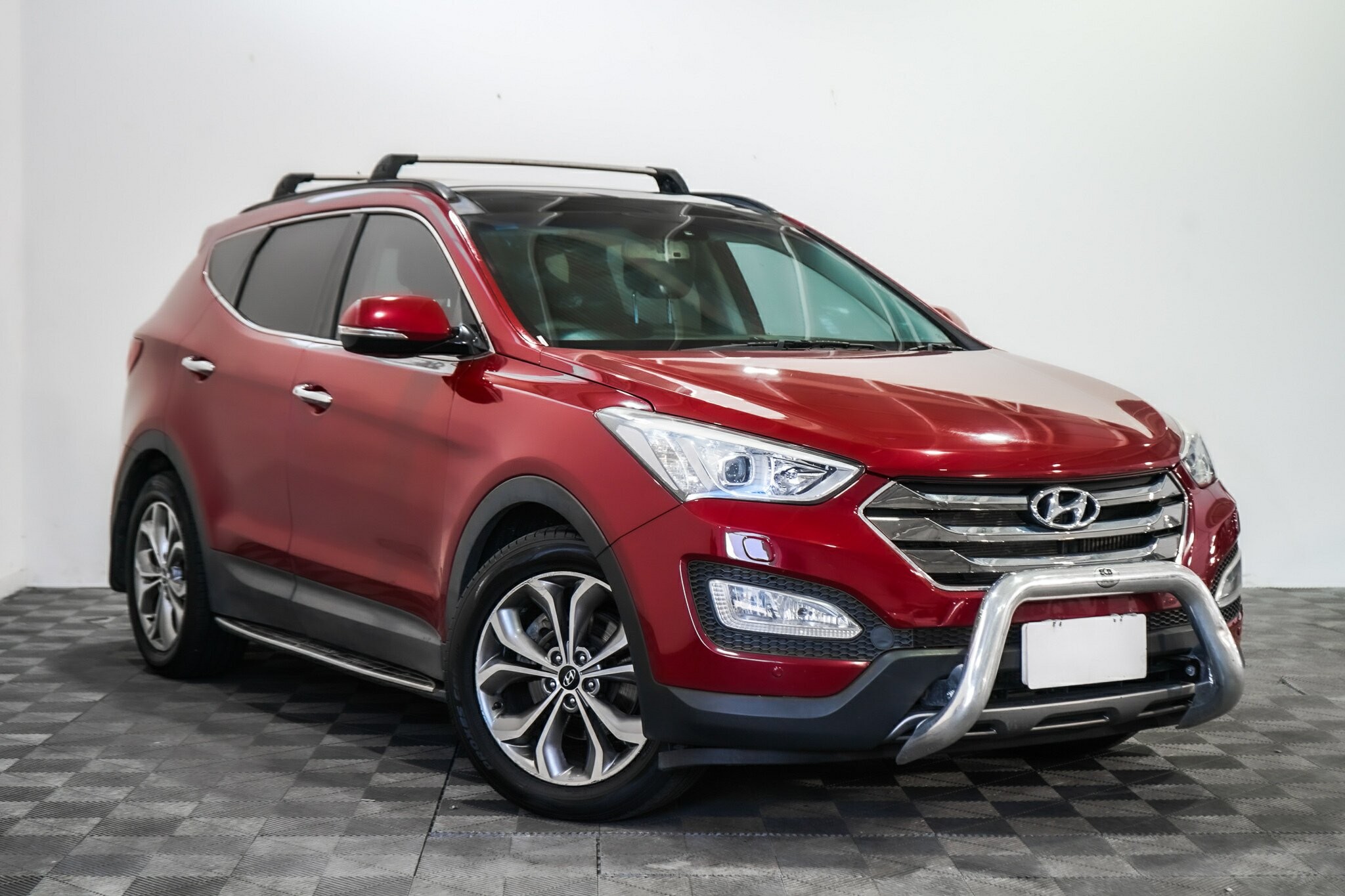 Hyundai Santa Fe image 1