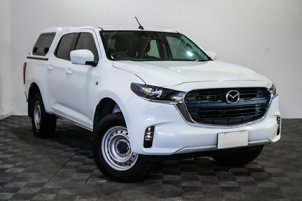 Mazda Bt-50 image 1
