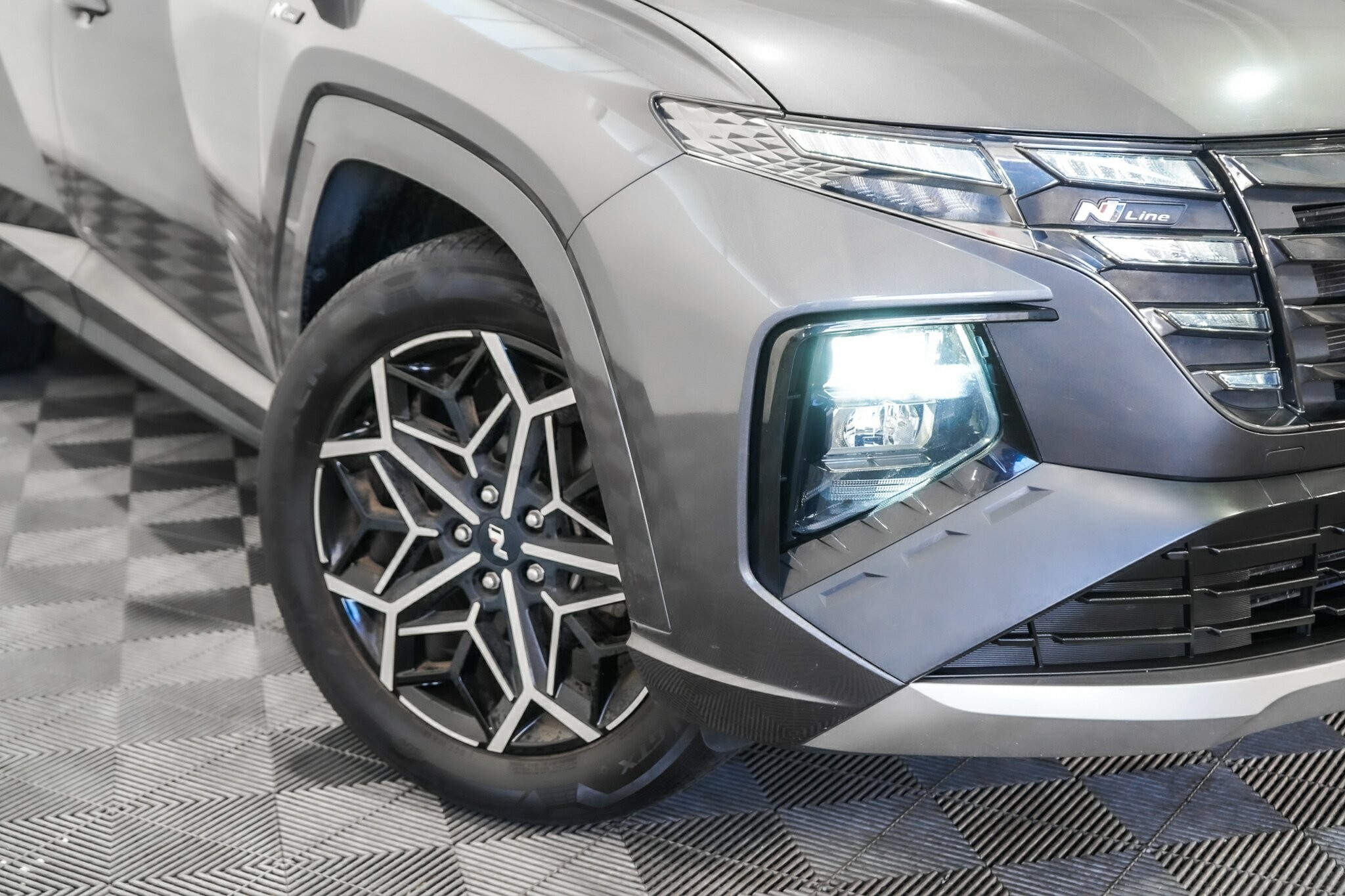 Hyundai Tucson image 2
