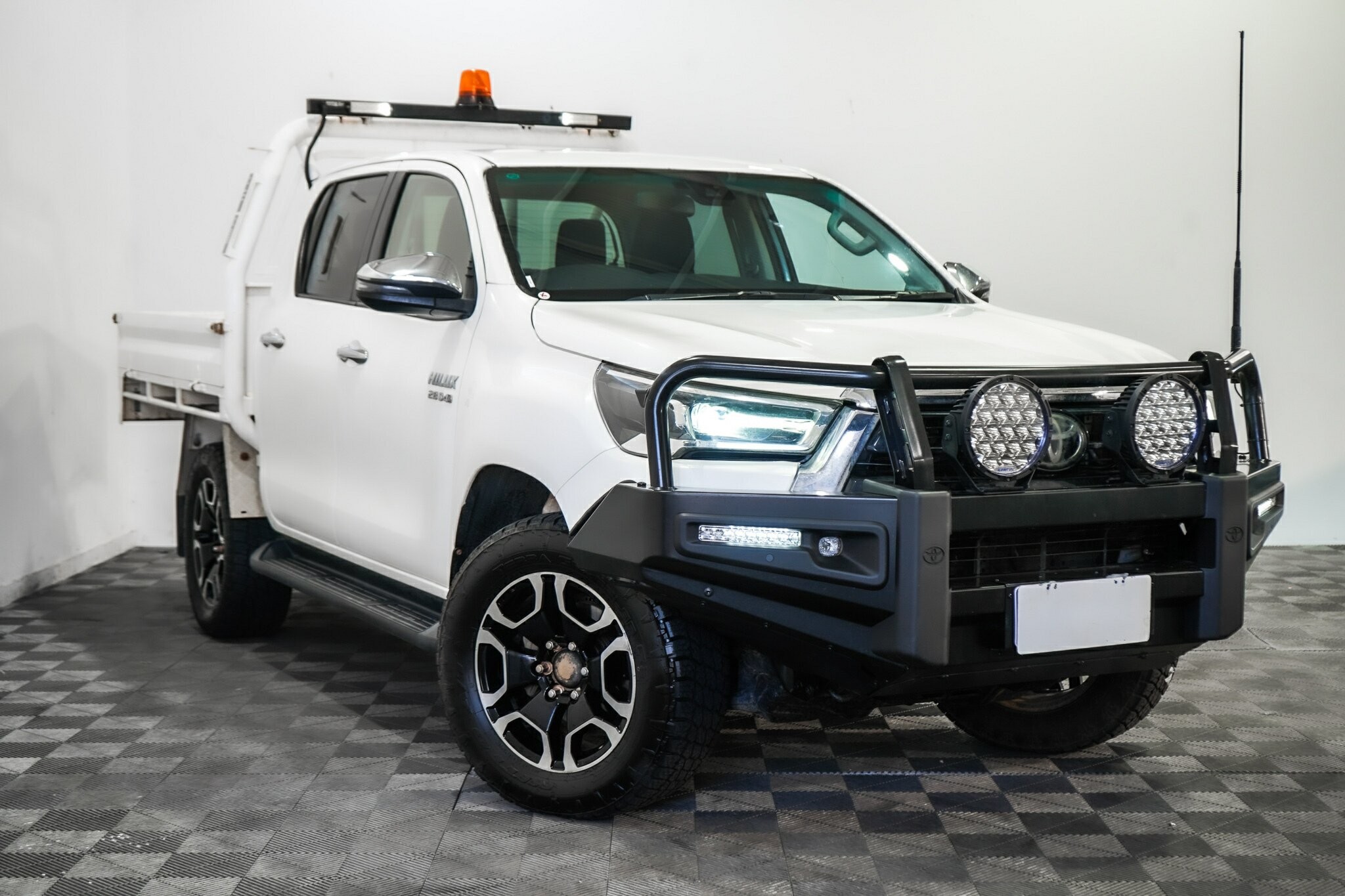 Toyota Hilux image 1