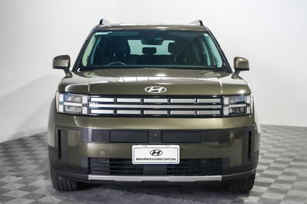 Hyundai Santa Fe image 3