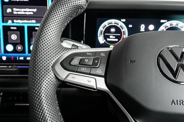 https://vehicle-cdn.autoleague.cloud/17009_7004335_16.jpg