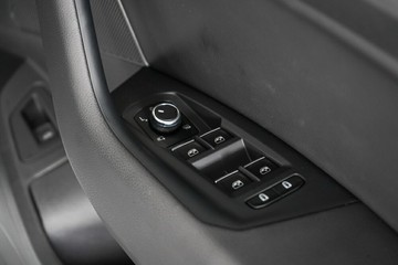 https://vehicle-cdn.autoleague.cloud/17009_7006392_14.jpg