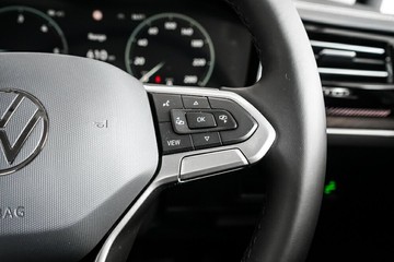 https://vehicle-cdn.autoleague.cloud/17009_7006392_18.jpg