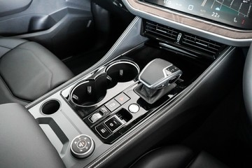 https://vehicle-cdn.autoleague.cloud/17009_7006392_20.jpg