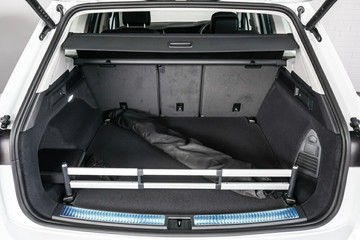 https://vehicle-cdn.autoleague.cloud/17009_7006392_8.jpg