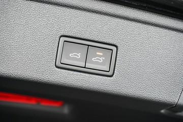 https://vehicle-cdn.autoleague.cloud/17009_7008618_10.jpg