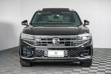 https://vehicle-cdn.autoleague.cloud/17009_7008618_3.jpg