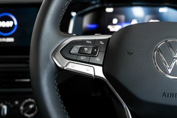 https://vehicle-cdn.autoleague.cloud/17009_7008875_15.jpg