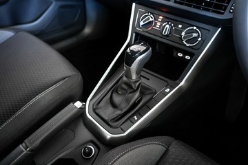 https://vehicle-cdn.autoleague.cloud/17009_7008875_20.jpg