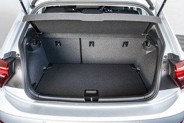 https://vehicle-cdn.autoleague.cloud/17009_7008875_8.jpg