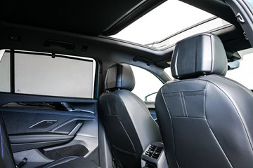 https://vehicle-cdn.autoleague.cloud/17009_7009316_11.jpg