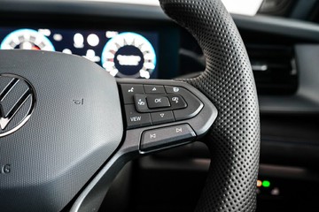 https://vehicle-cdn.autoleague.cloud/17009_7009316_17.jpg