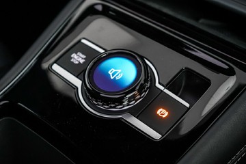 https://vehicle-cdn.autoleague.cloud/17009_7009316_21.jpg