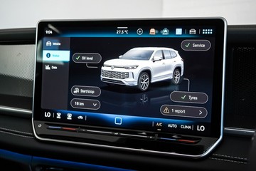 https://vehicle-cdn.autoleague.cloud/17009_7010673_19.jpg