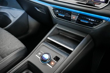 https://vehicle-cdn.autoleague.cloud/17009_7011066_20.jpg