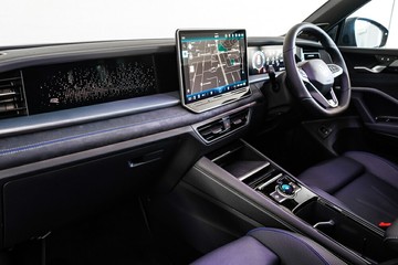 https://vehicle-cdn.autoleague.cloud/17009_7011231_21.jpg