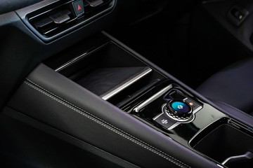 https://vehicle-cdn.autoleague.cloud/17009_7011231_23.jpg
