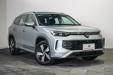 https://vehicle-cdn.autoleague.cloud/17009_7012907_1.jpg