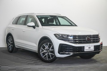 https://vehicle-cdn.autoleague.cloud/17009_7016372_1.jpg