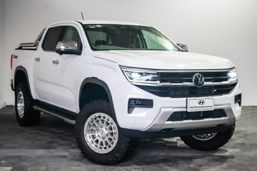 https://vehicle-cdn.autoleague.cloud/17009_7018017_1.jpg