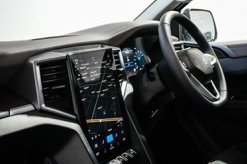https://vehicle-cdn.autoleague.cloud/17009_7018017_19.jpg