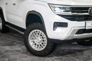 https://vehicle-cdn.autoleague.cloud/17009_7018017_2.jpg
