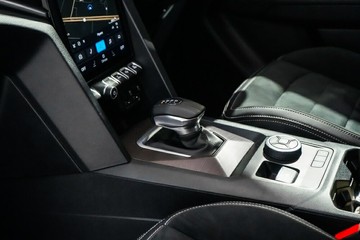 https://vehicle-cdn.autoleague.cloud/17009_7018017_20.jpg