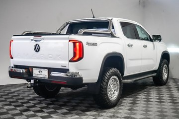https://vehicle-cdn.autoleague.cloud/17009_7018017_6.jpg