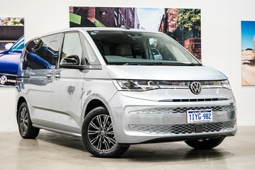 https://vehicle-cdn.autoleague.cloud/17009_7020845_1.jpg